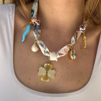 Clover Pearl Pepper Scarf Necklace