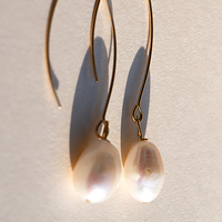 Wire Drop Pearl Earrings