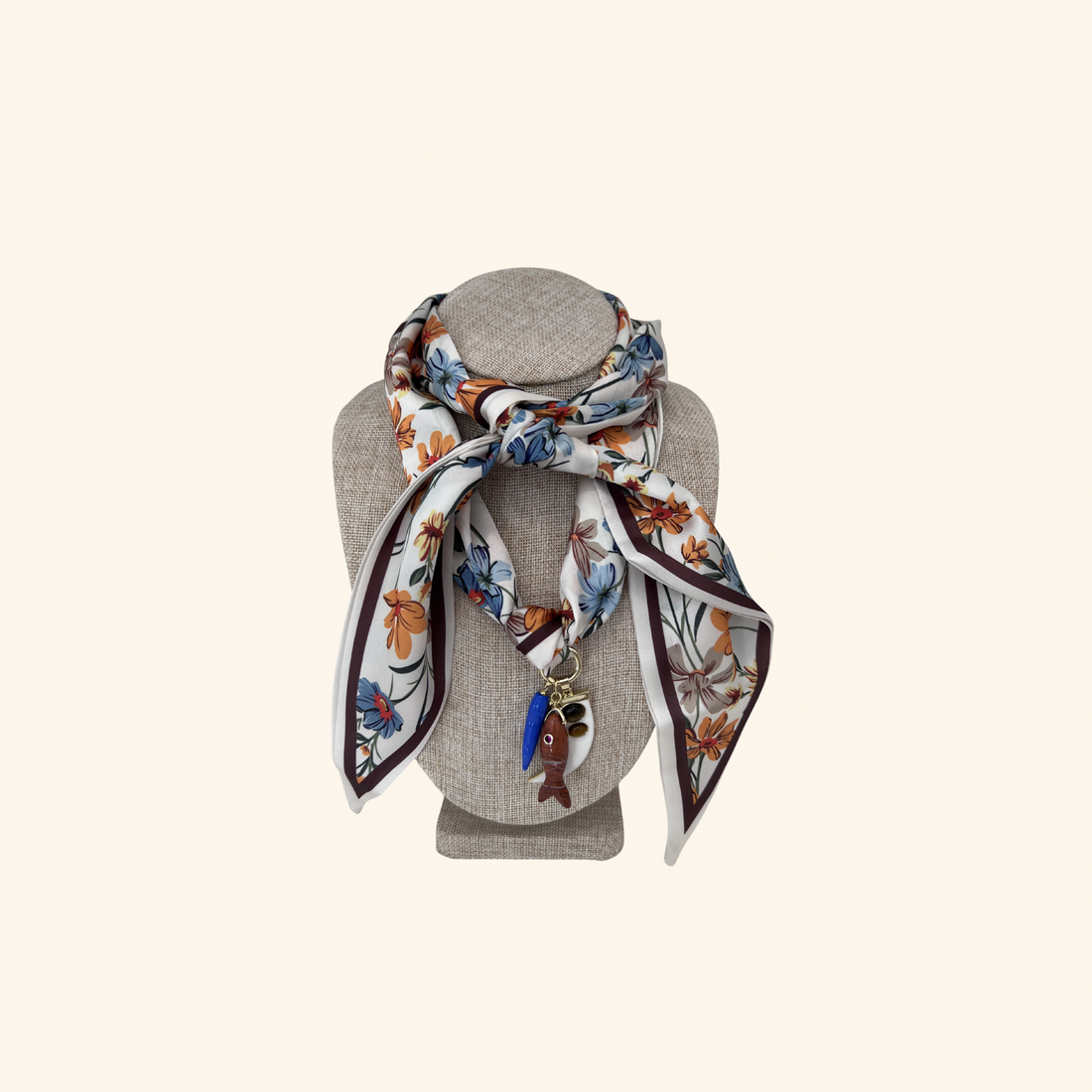 Poisson et Poivre Scarf Necklace