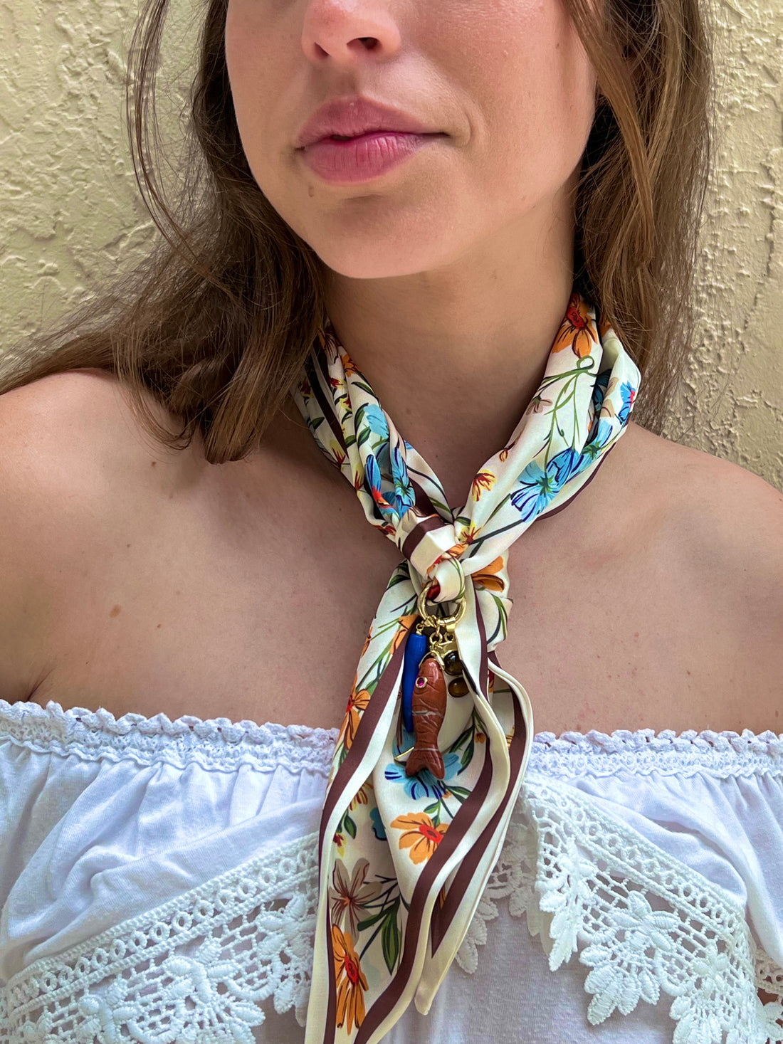 Poisson et Poivre Scarf Necklace