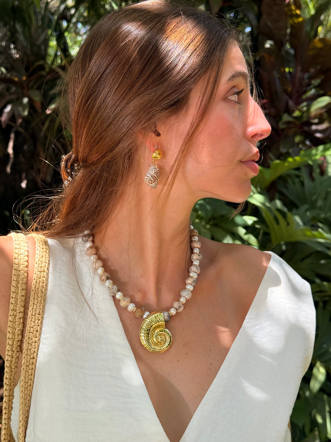 Golden Turbo Shell Drift Necklace