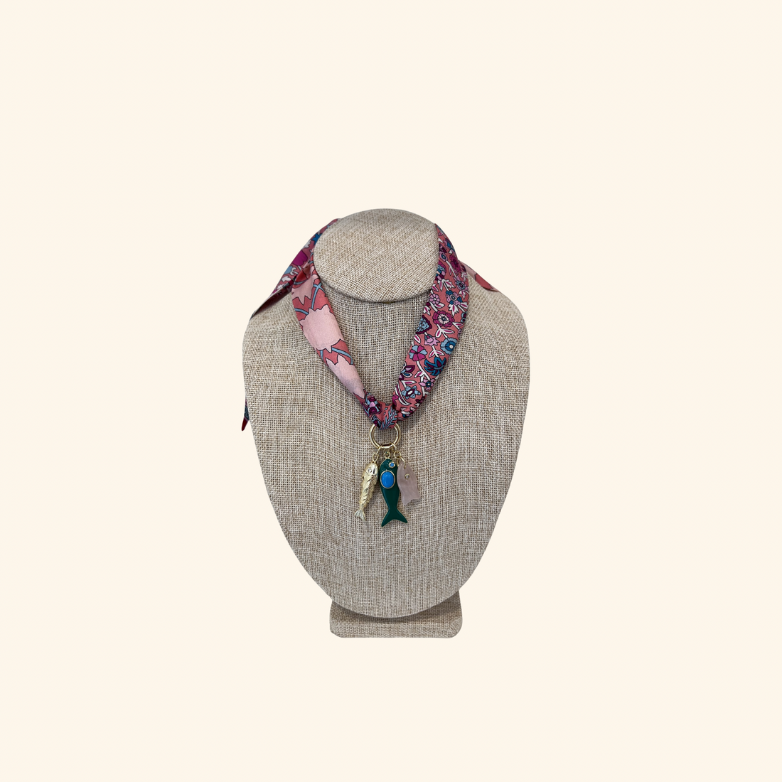 Les Trois Poissons Scarf Necklace