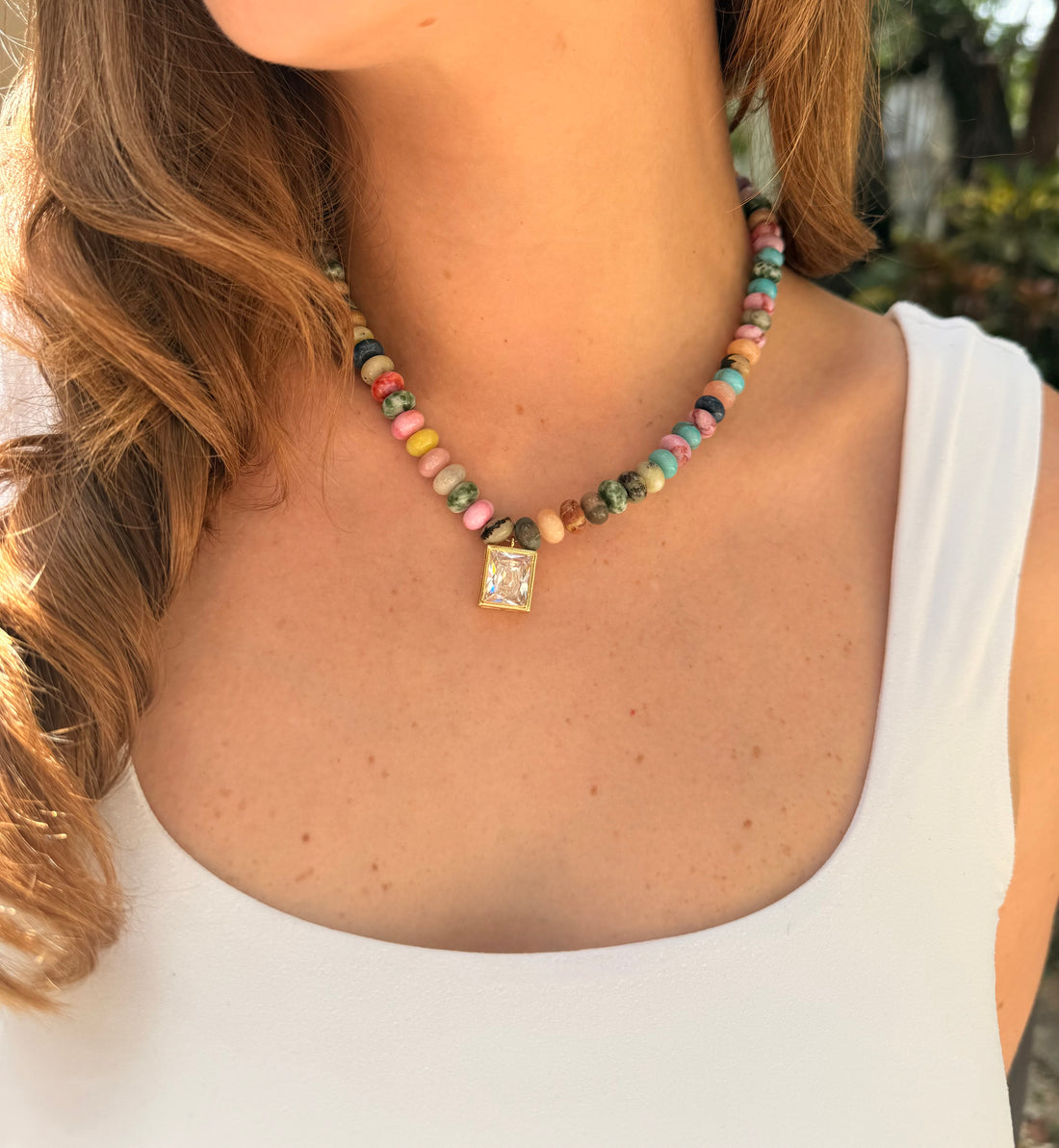 Colorful Stone Beads & Diamond Pendant Beach Beads Necklace