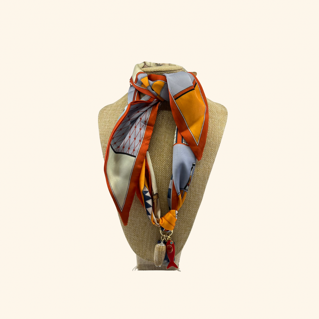 Coquille Méditerranée Scarf Necklace