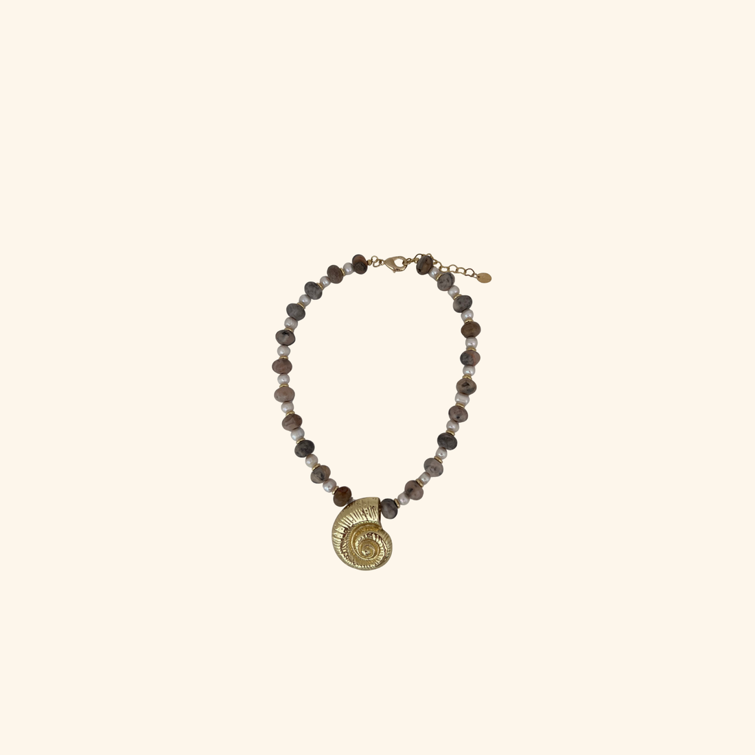 Golden Turbo Shell Drift Necklace
