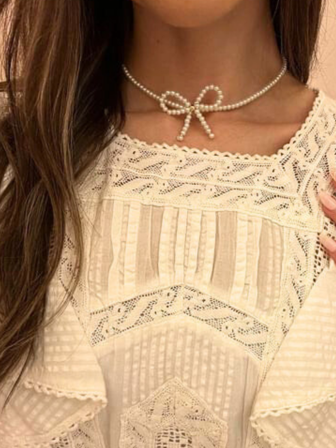 Fancy Bow Necklace